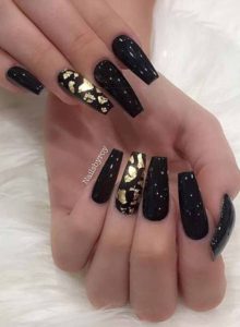 black and gold foils nails