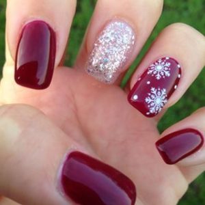elegant christmas nails