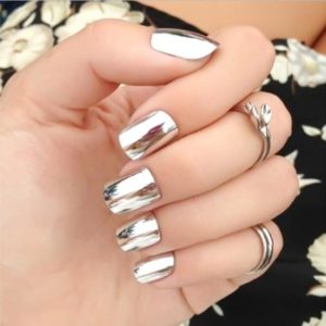 silver mirror nails