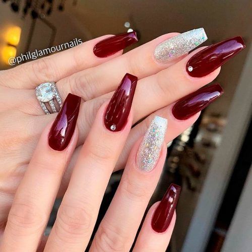 coffin burgundy nails and silver glitter