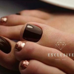 brown and rose gold toenails