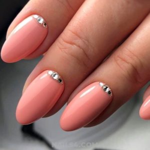 almond peach nails