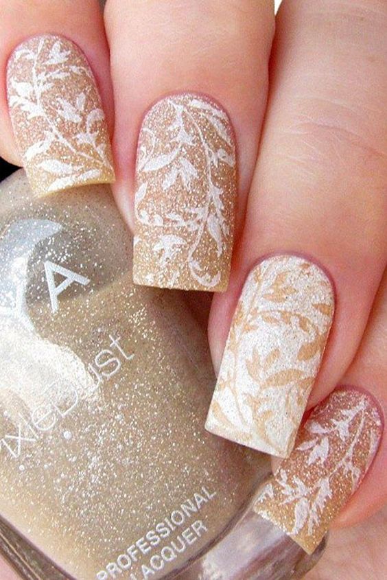 White leaves on gold glitter base and gold leaves on white glitter base
