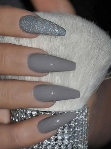 acrylic gray glitter
