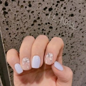 korean white designs nail