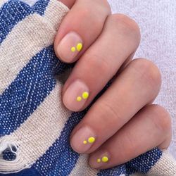 minimalist yellow spot