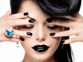 black nail designs