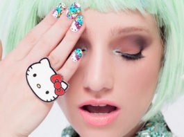 hello kitty nails