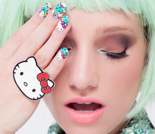 hello kitty nails