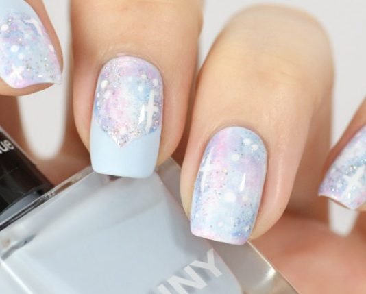 pastel nails