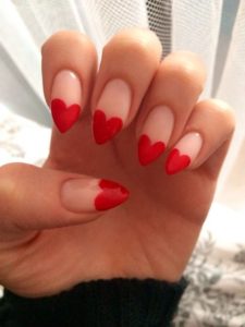 heart manicure