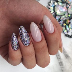 glitter pink nails