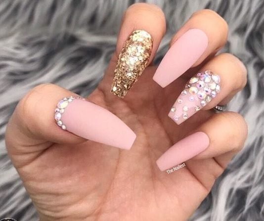 casket nails