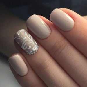 short nude nails