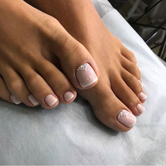 40 Cute Toe Nail Designs