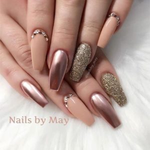 matte, metallic and shimmer nails in gold and rose gold shades