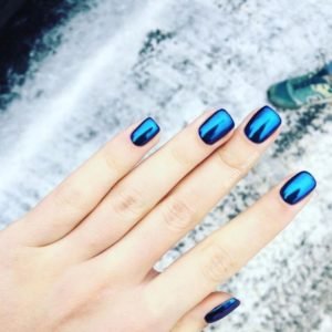 monochrome blue nails