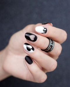 black and white hearts