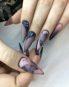 elegant nails with black diamonds