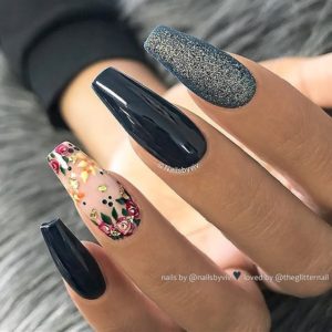 edgy flowers acrylic nails coffin