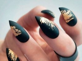 black and gold nail designs