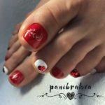 love-toe-nails-1