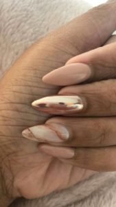 golden marble effect and gold nail