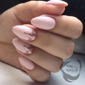 Pink nude with rose gold triangles