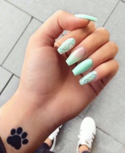mint green acrylic nails