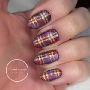 tartan pattern nail desing