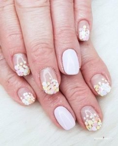 Pastel glitter gradient from nail tip