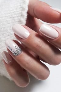 Diamond looking rhinestones on accent nail