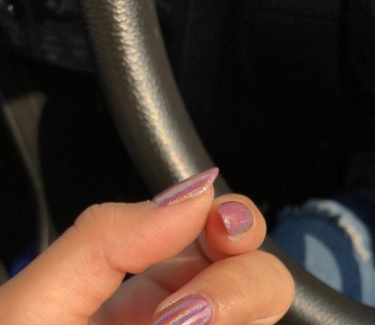 Holo nails
