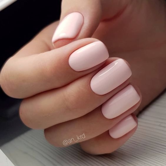 short squoval nails