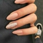 nude glitter