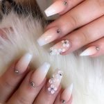 flower ombre white