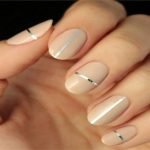 simple stripe on nude
