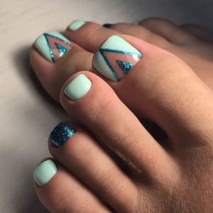 turquoise negative space toes