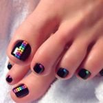 black rainbow dots
