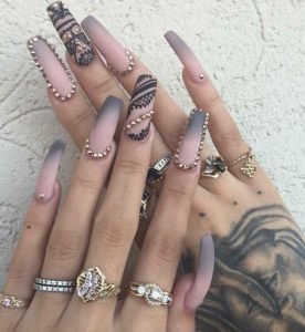 outline rhinestones nails