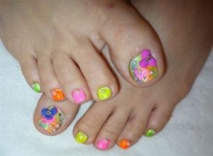 watercolor flower toes
