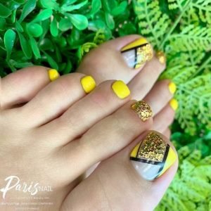 summer sunshine yellow toes