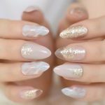 beige white chic nye