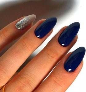 navy nails silver accent pinky