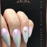 swirl iridescent pearl