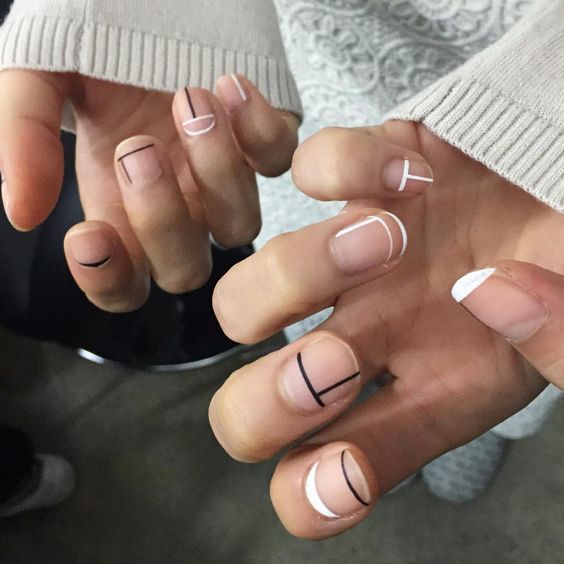 minimal black white nails