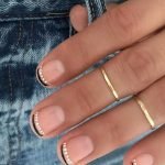 dot stripe tips minimalist