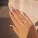 eye glitter acrylics