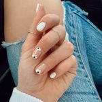 white minimalist flower