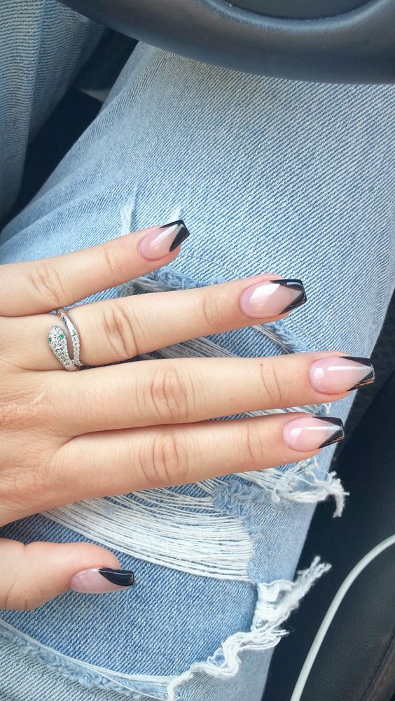 Short Coffin Nails We Love